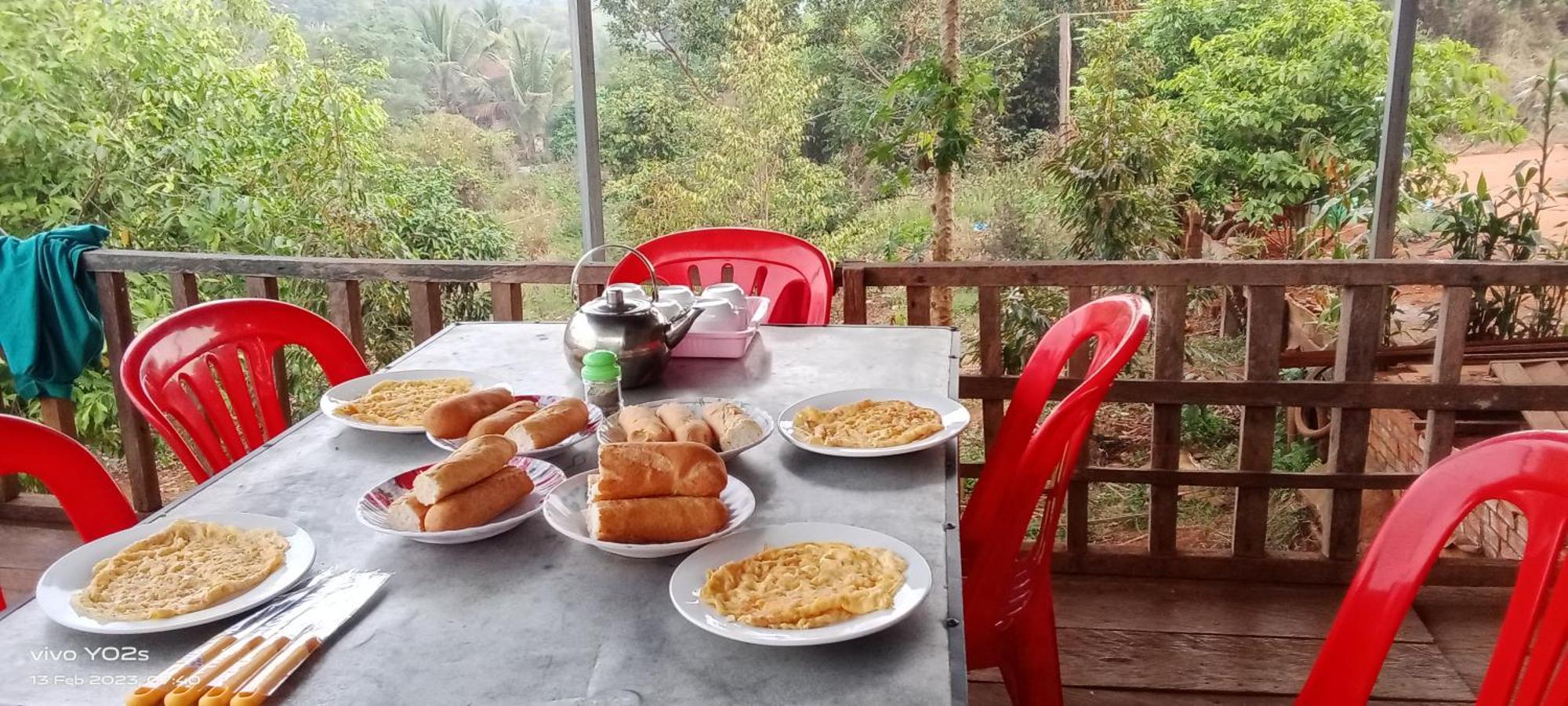 Srey Leap Homestay Banlung Εξωτερικό φωτογραφία